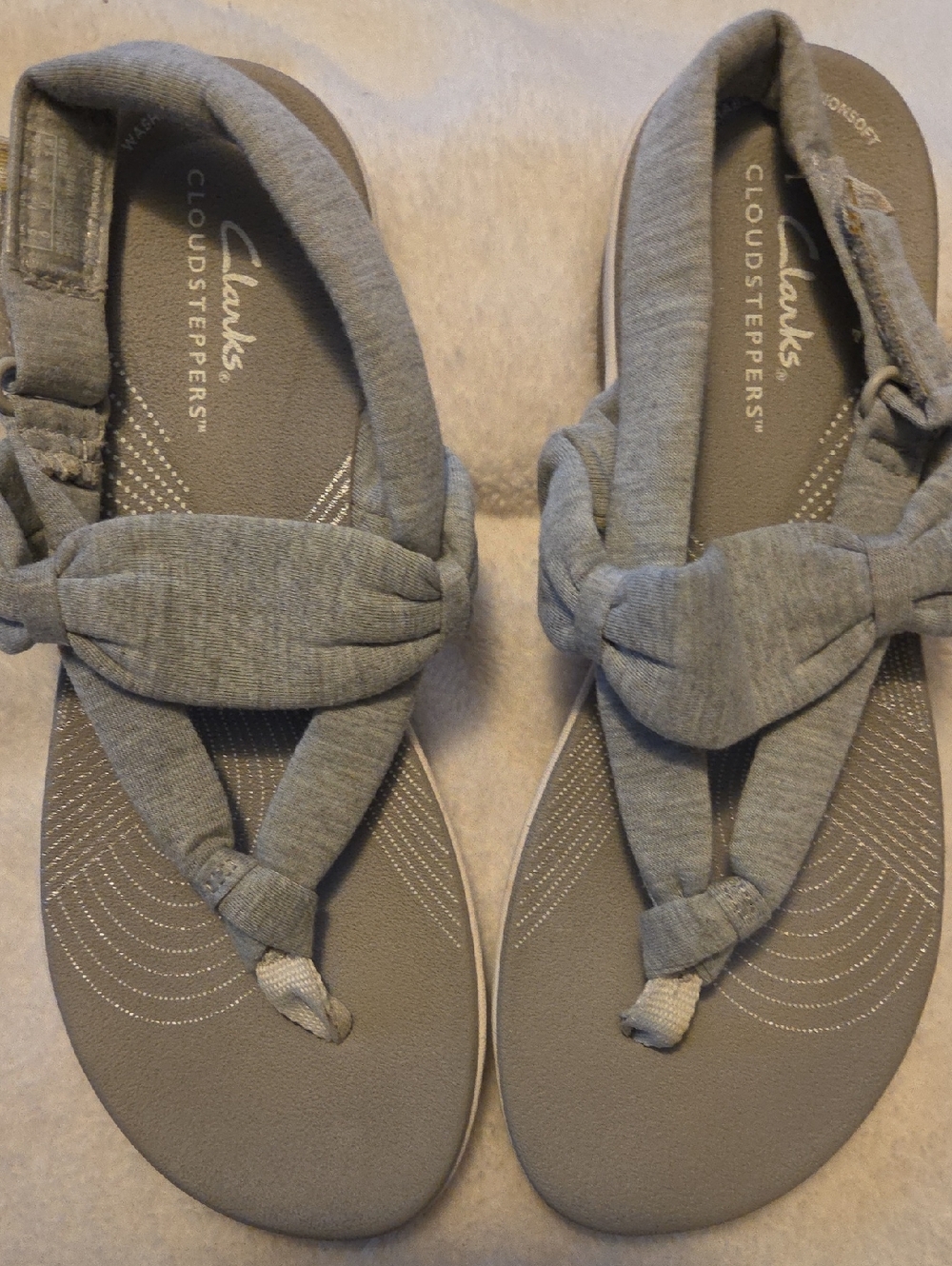 Clarks Gray Cloudsteppers Knotted Fabric Sandals